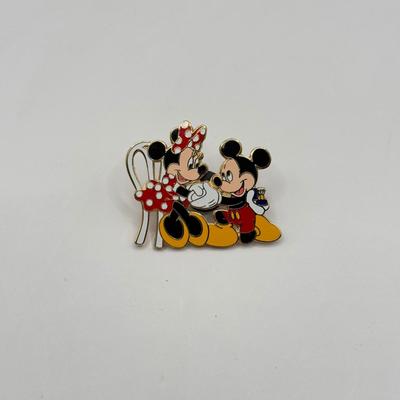LOT 153J: Disney Mickey & Minnie Trading Pins - Mickey Proposing, Disney Fairy Tale Weddings & Valentine’s Day