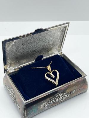 LOT 229J: 10K Yellow Gold 18" Chain with Heart Pendant-2.37 GTW