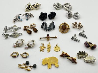 LOT 231J: Collection of Screw Back Earrings, Pendants and Pins