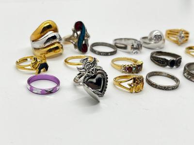 LOT 232J: Large Collection of Costume Rings Sizes 6-9