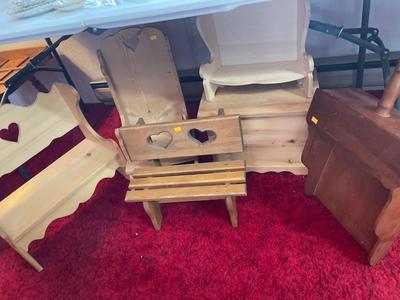 Wood benches, chest (6 pcs)