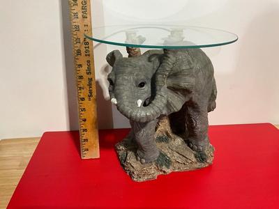 Elephant plant stand