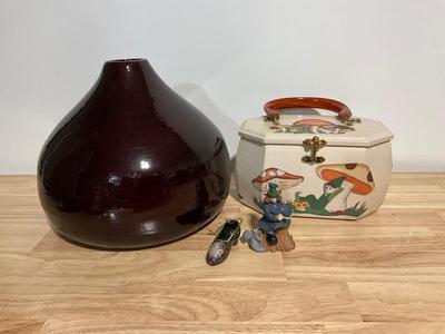 Large Vase, Jewery Chest and Decor