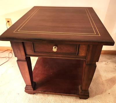 Lot #78 Eddie Bauer Home End/Lamp Table w/drawer