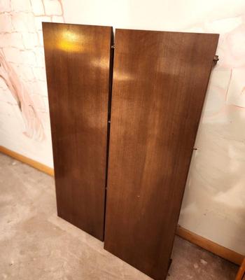 Lot #84 Mid Century Dining Room Table - 2 leaves