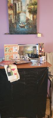 Wine decor and glasses