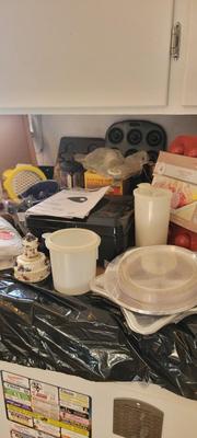 Assortment of baking dishes, molds