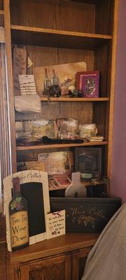 Wine related assortment