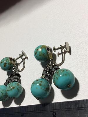 Blue beaded western vintage screw on earrings