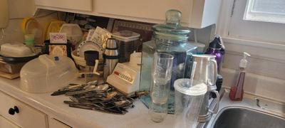 A lot of kitchen items