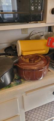 Cookware, bakeware