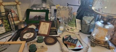 Frames, lamp, basket