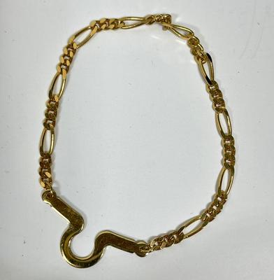 3 pieces Vintage chain necklaces and a bracelet - fashion jewelry
