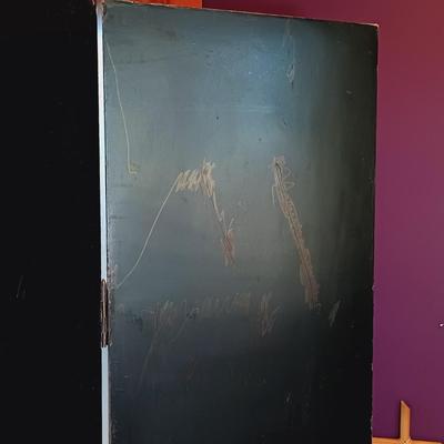 LOT 2A: Vintage Hand-Painted Lacquered Wood Screen