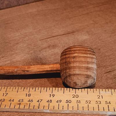 LOT 25A: Pair of Small Xhosa / Zulu Decorative Shields