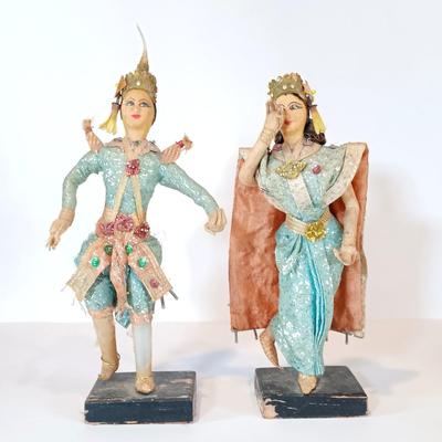 LOT 31A: Lustre Ware Fisherman Vase, Persian Miniatures Book, Vintage Tourist Dolls & Mini Basket