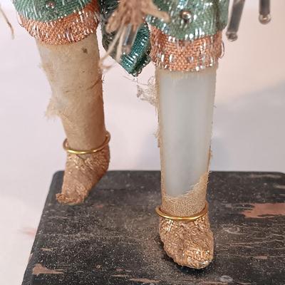 LOT 31A: Lustre Ware Fisherman Vase, Persian Miniatures Book, Vintage Tourist Dolls & Mini Basket