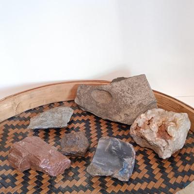 LOT 34A: An Assortment of Rocks and Fossils with Woven Flat Basket