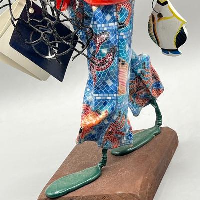 LOT 41B: Bahamas Lil Locals Figurine