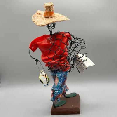 LOT 41B: Bahamas Lil Locals Figurine