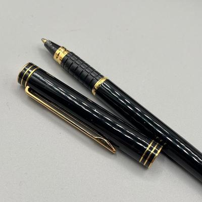 LOT 44B: Collection of Pens and Pencils