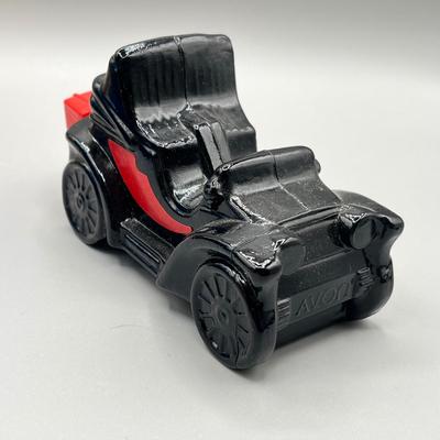 LOT 46B: Lot of Glass and Ceramic Collectibles - Wheaton Bottles and More