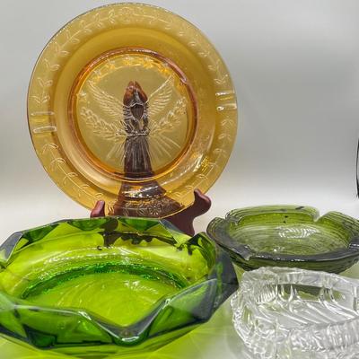 LOT 47B: Vintage Glass Ashtray Collection