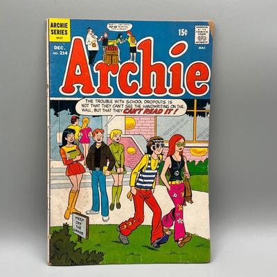 LOT 49B: Vintage Comics - Archie and More