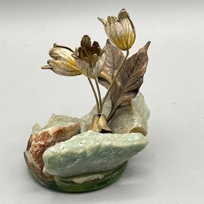 LOT 58C: Japanese Decor and More