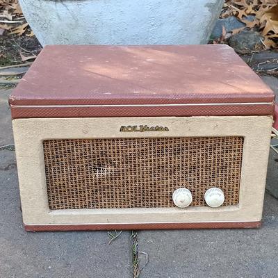 LOT 126A: RCA Victor Model 8 Record Player with Vintage Records, Grateful Dead Book & Ticket Stubs 80s Bruce Springsteen and The...