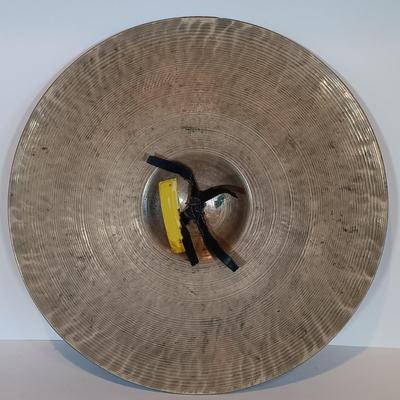 LOT 127A: Pair of Zildjian 14" Crash Cymbals