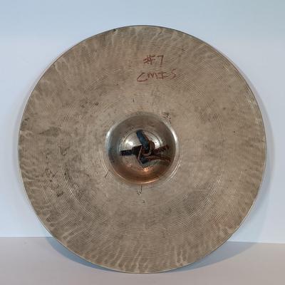 LOT 127A: Pair of Zildjian 14" Crash Cymbals