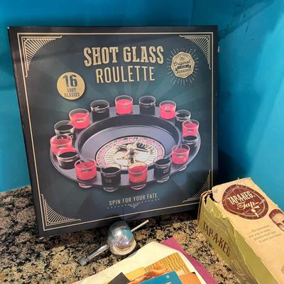 LOT 171B: Vintage Bar / Cocktail Collection