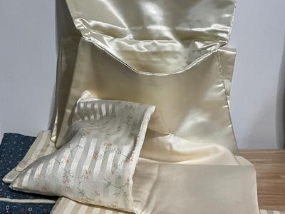 Travel cloth/satin bags