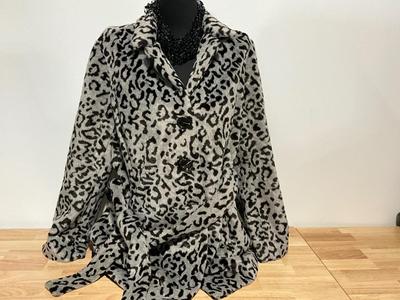 Chico’s lightweight jacket, very soft size 1