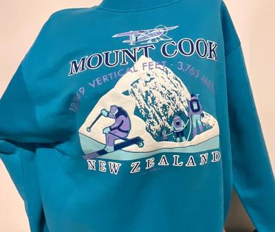 New Zealand Sweatshirt, 2 T-shirts