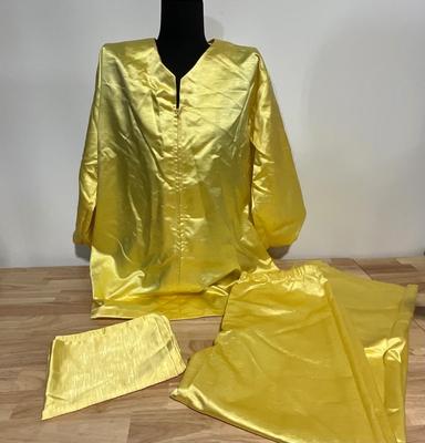 Silk nightwear, with case.