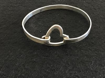 Heart Locking Bracelet Silver Tone