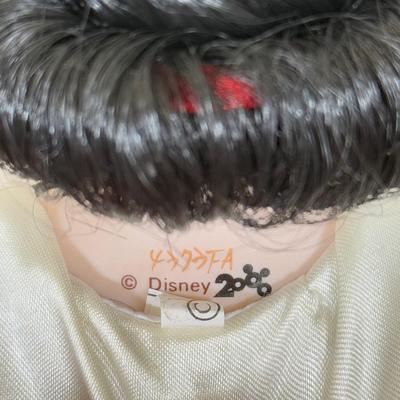 LOT 301B: Vintage Retired Disney Christmas Snow White and the Seven Dwarfs Ashton Drake Galleries Porcelain Dolls w/ Wooden Backdrop