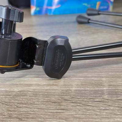 LOT 306B: Nintendo Virtual Boy Game System w/ Instruction Booklet