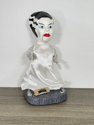 LOT 316B: Gemmy Universal Studios Monsters Animated Bride of Frankenstein & 1990s Crypt Keeper Action Figure