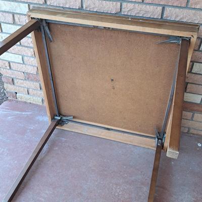 Vintage Wood & Naugahyde Card Table (BD-SD)