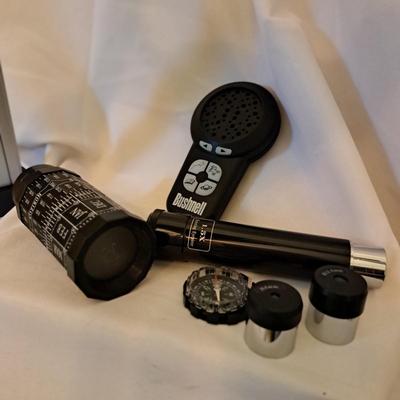 Bushnell VOYAGER Telescope, SKY TOUR Handset & STELLARSCOPE (BD-SD)