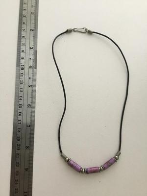 Beautiful vintage liquid silver type necklace