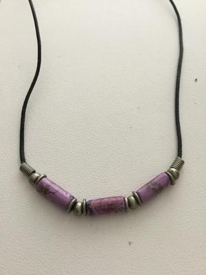 Beautiful vintage liquid silver type necklace