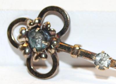 VINTAGE "Skeleton Key & Stones" Very Stylish Pin Marked "Linc 1/20 12k G.F." 2¼" L