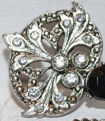 Antique-Styled Fleur-de-Lis Swag Pin 3" L