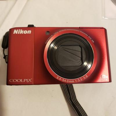 Nikon Coolpix Digital Camera &Accessories (B3-KD)