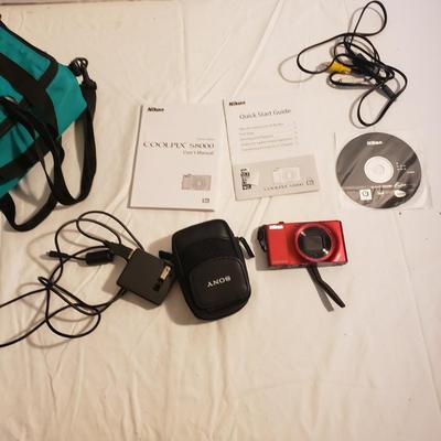 Nikon Coolpix Digital Camera &Accessories (B3-KD)