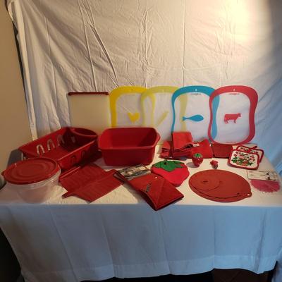 Red Kitchen/Sink Accessories (B3-KD)